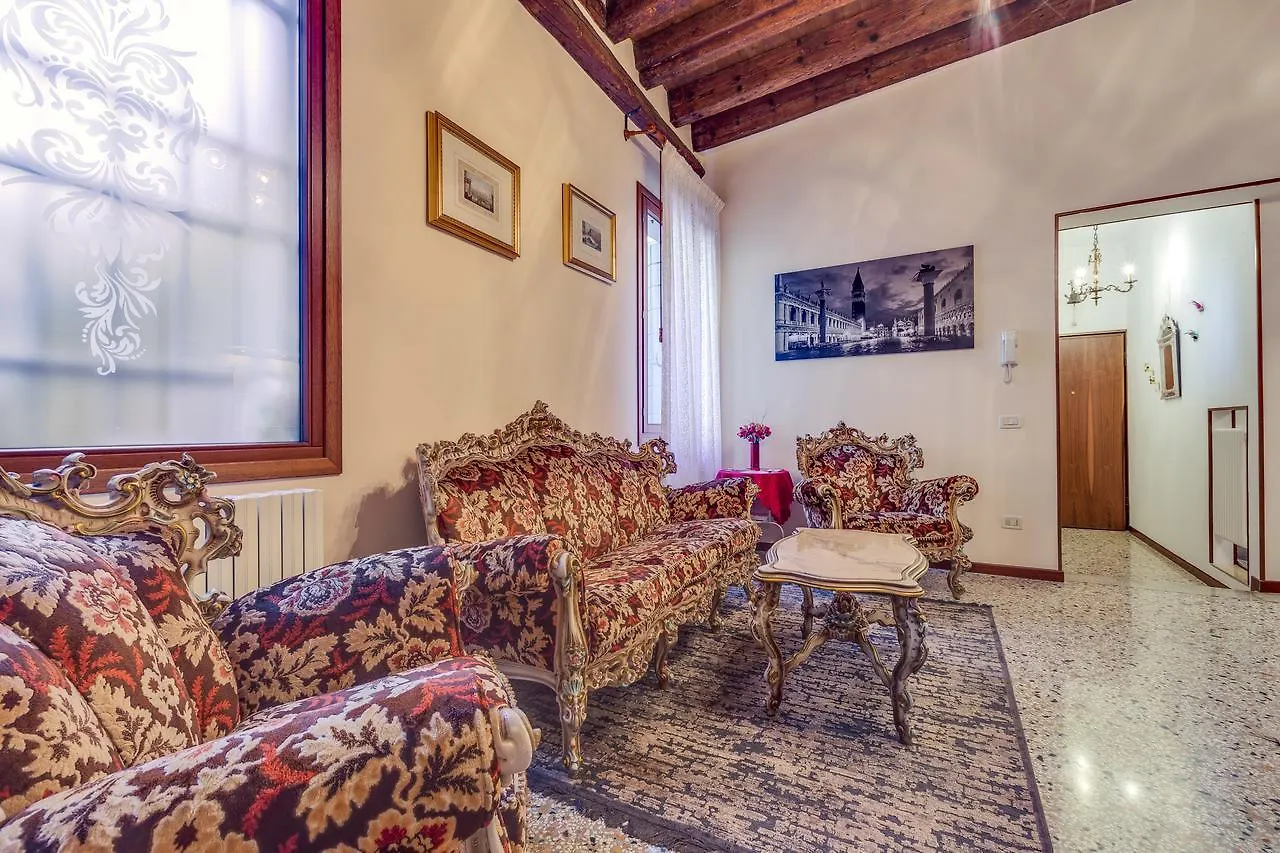 Hotel San Moisè Venezia 0*,  Italia